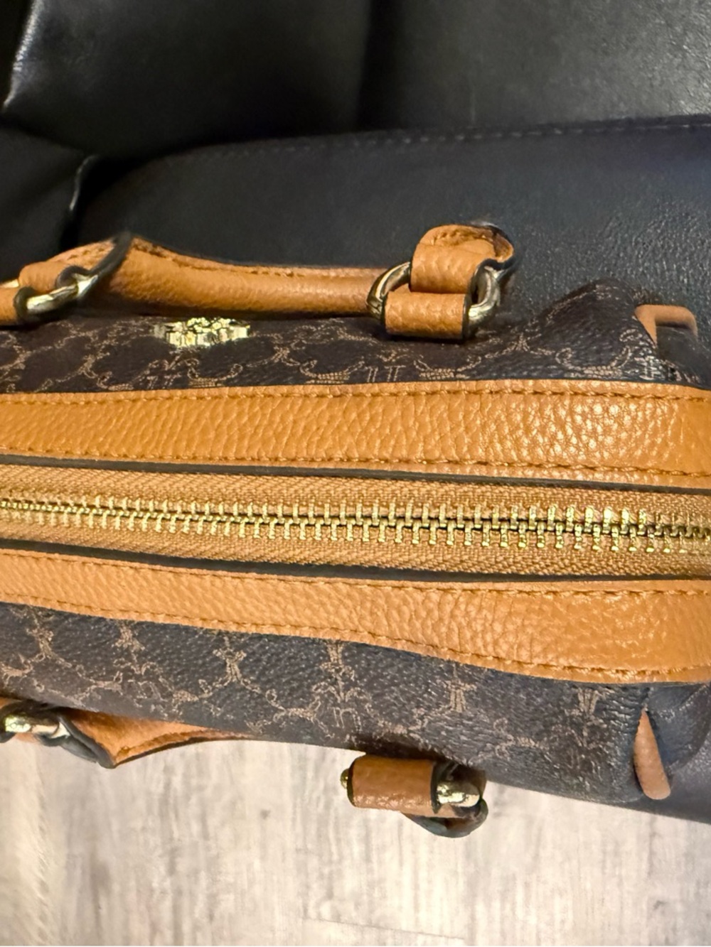 Purses bundle - Picture 2 of 7
